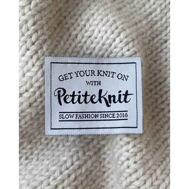  Petiteknit Get Your Knit On"-label