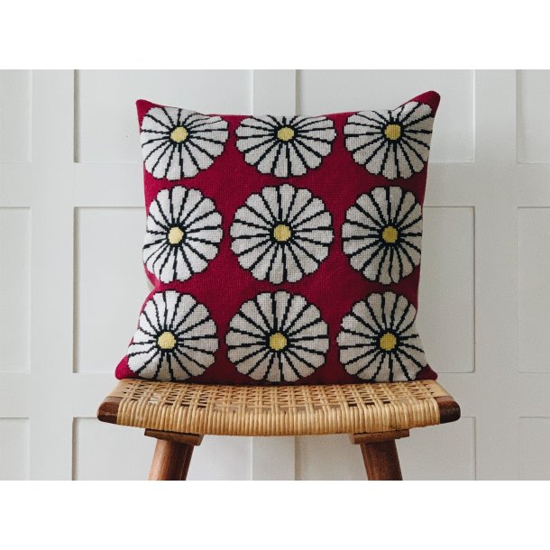 Margueritter - pude med broderi